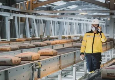 Industri Semen